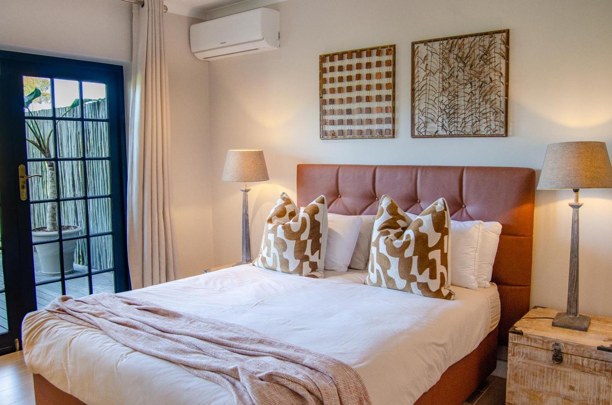 Double Room Terrace Pumba